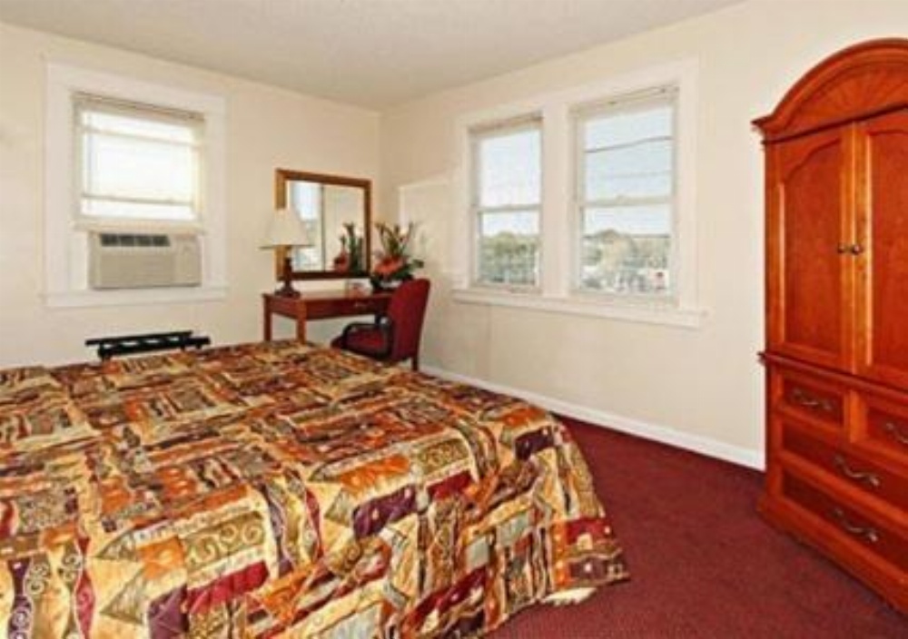 The Regal Inn & Suites